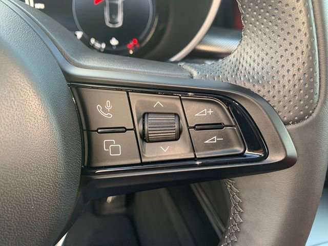 Used 2024 Alfa Romeo Stelvio Ti w/ Performance Driving Package AWD/4WD image 25
