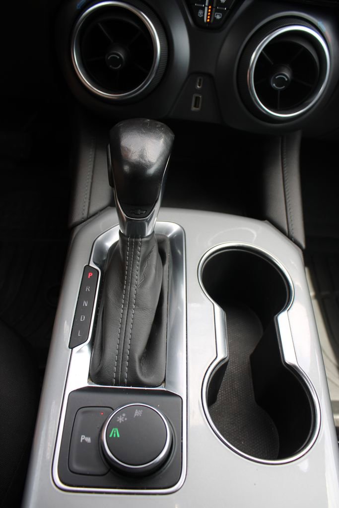 Used 2020 Chevrolet Blazer LT image 40