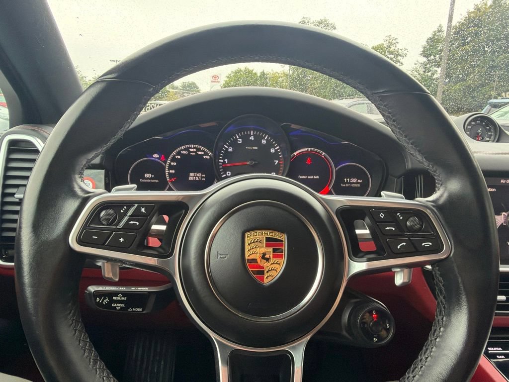 Used 2021 Porsche Cayenne Coupe AWD/4WD image 27