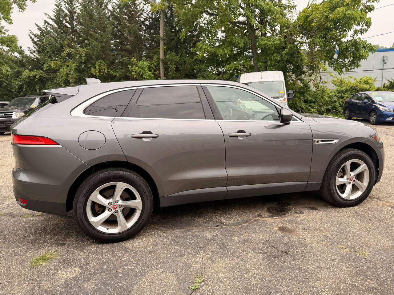 Used 2019 Jaguar F-PACE Premium AWD/4WD image 8