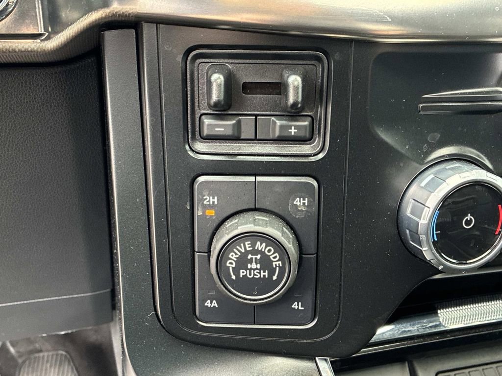 Used 2023 Ford F150 Raptor w/ Raptor Carbon Fiber Package image 30