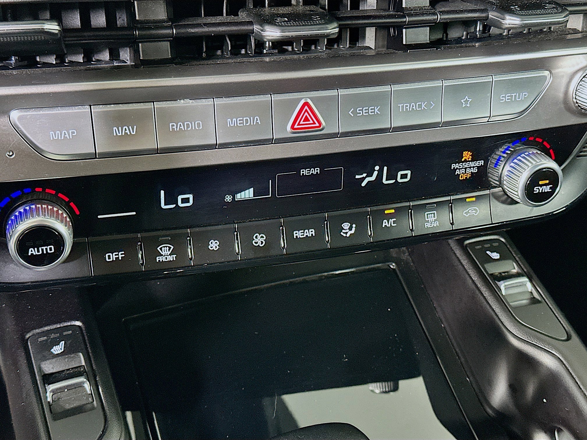 Used 2025 Kia Telluride S image 24