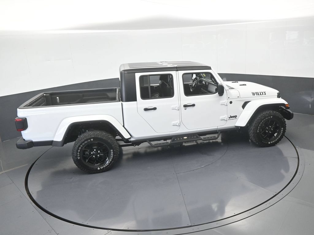 Used 2024 Jeep Gladiator Sport AWD/4WD image 46