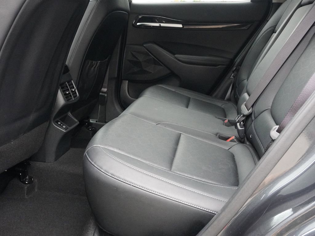Used 2024 Kia Seltos EX AWD/4WD image 30