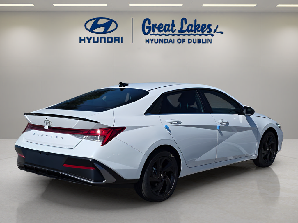 New 2026 Hyundai Elantra SEL Sport Premium FWD image 6