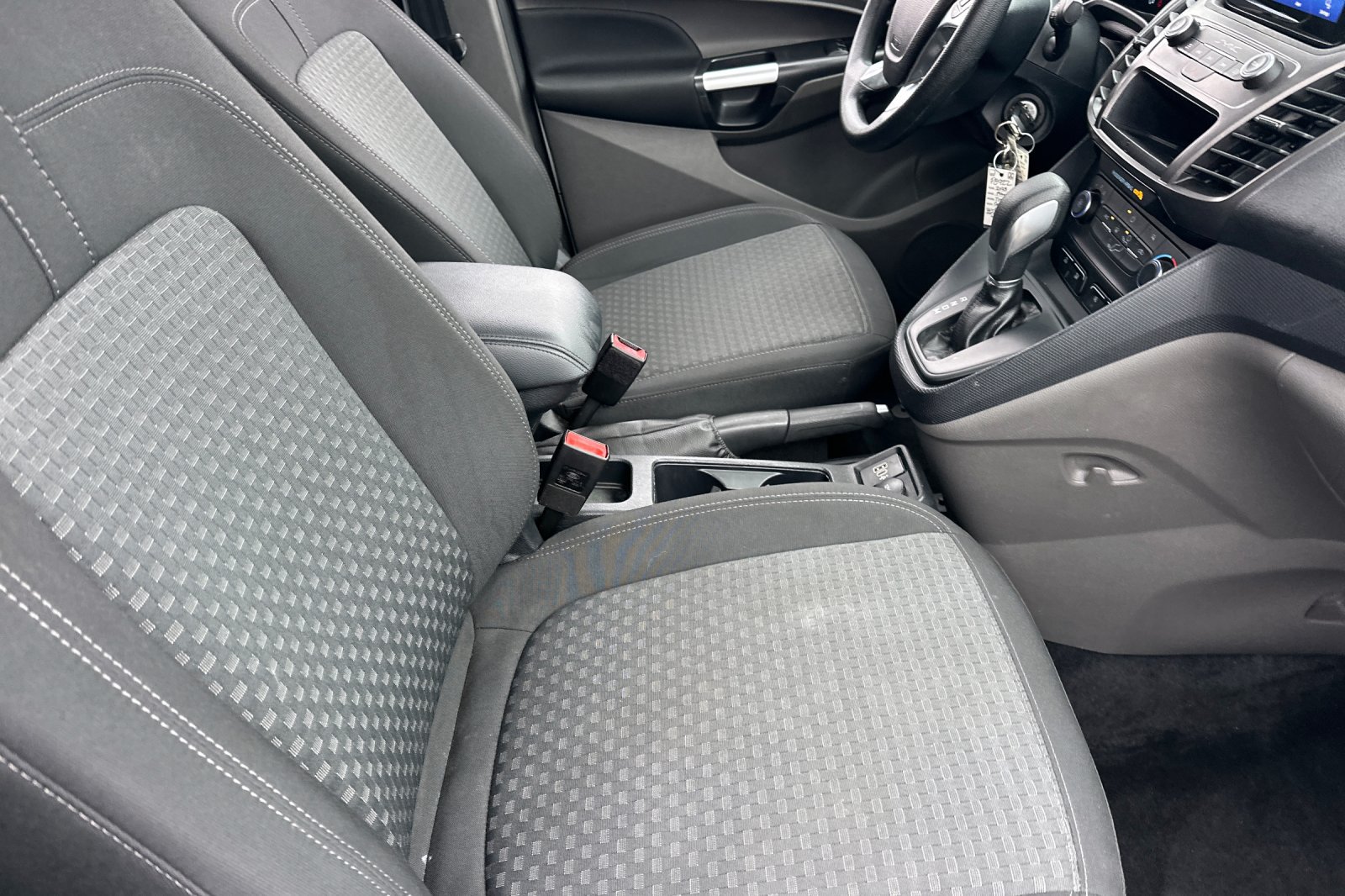 Used 2023 Ford Transit Connect XLT FWD image 15