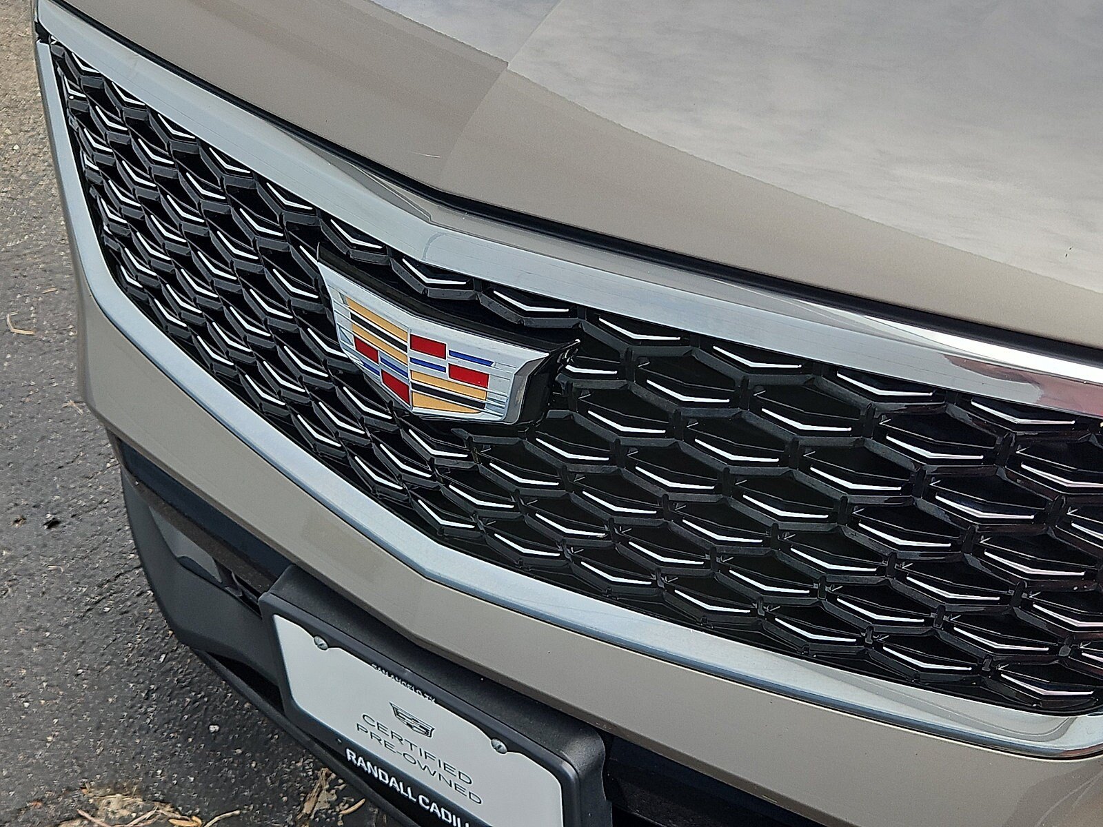 Certified 2024 Cadillac XT4 Premium Luxury FWD image 11