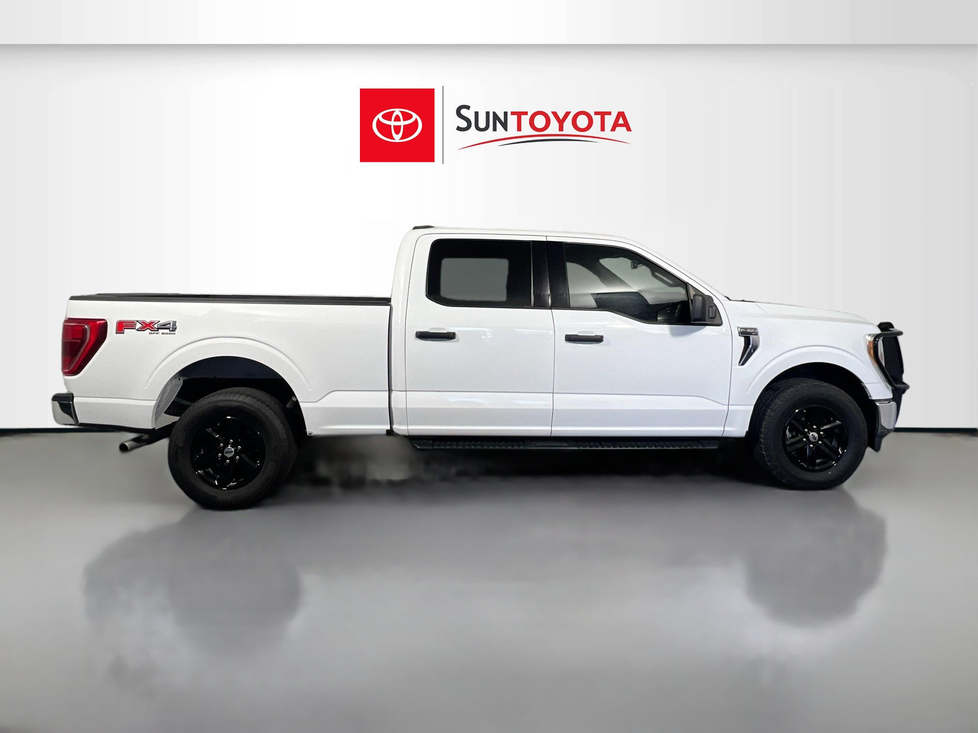 Used 2022 Ford F150 XLT w/ Equipment Group 301A Mid AWD/4WD image 10