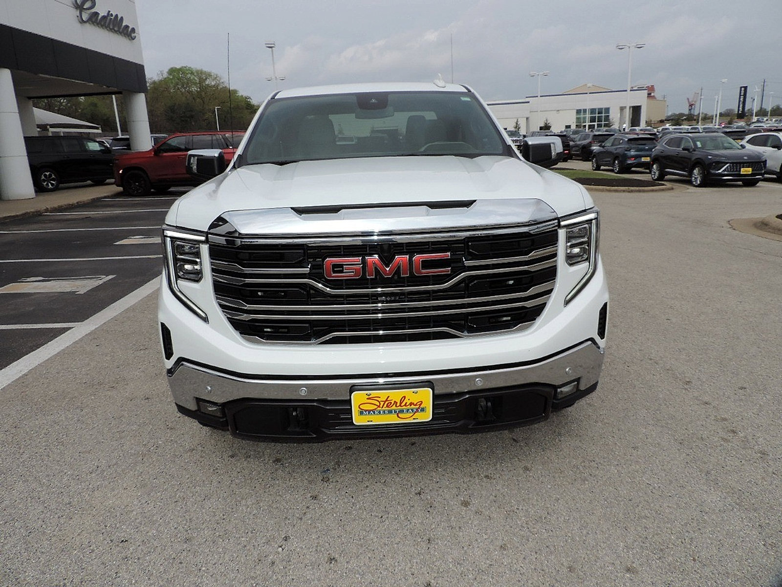 Certified 2023 GMC Sierra 1500 SLT image 2