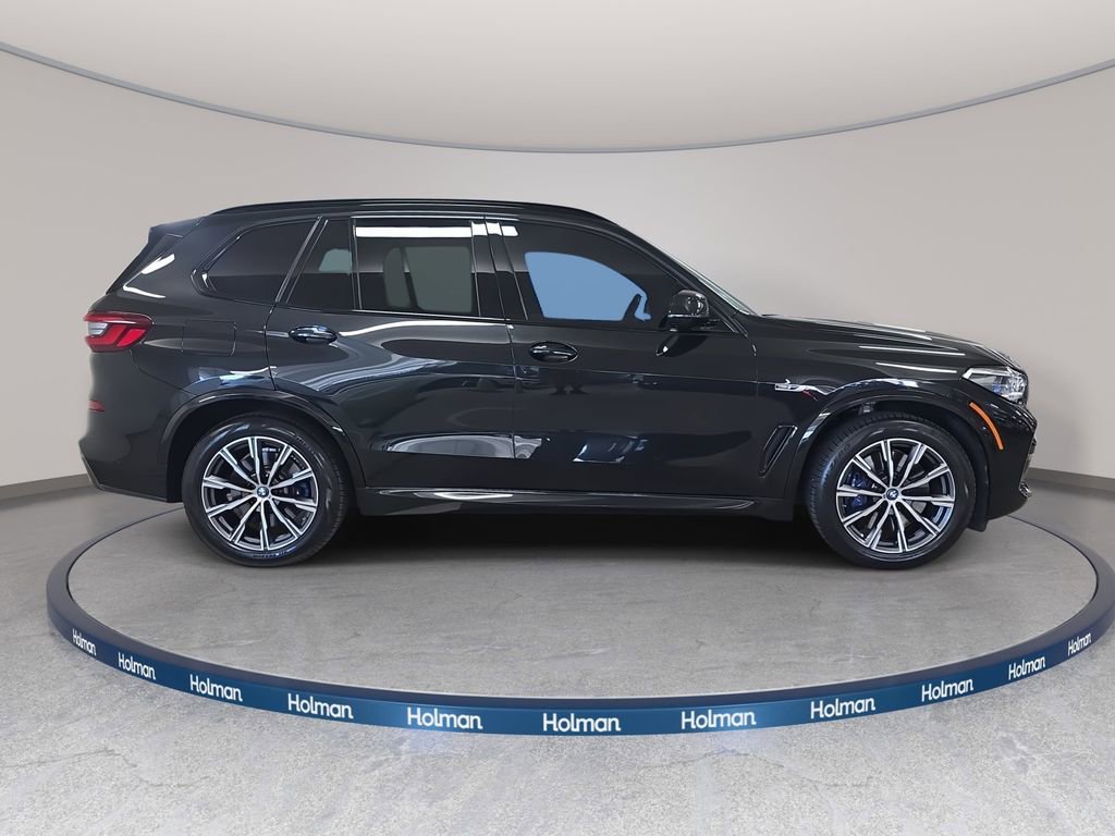 Certified 2022 BMW X5 xDrive45e w/ M Sport Package image 6