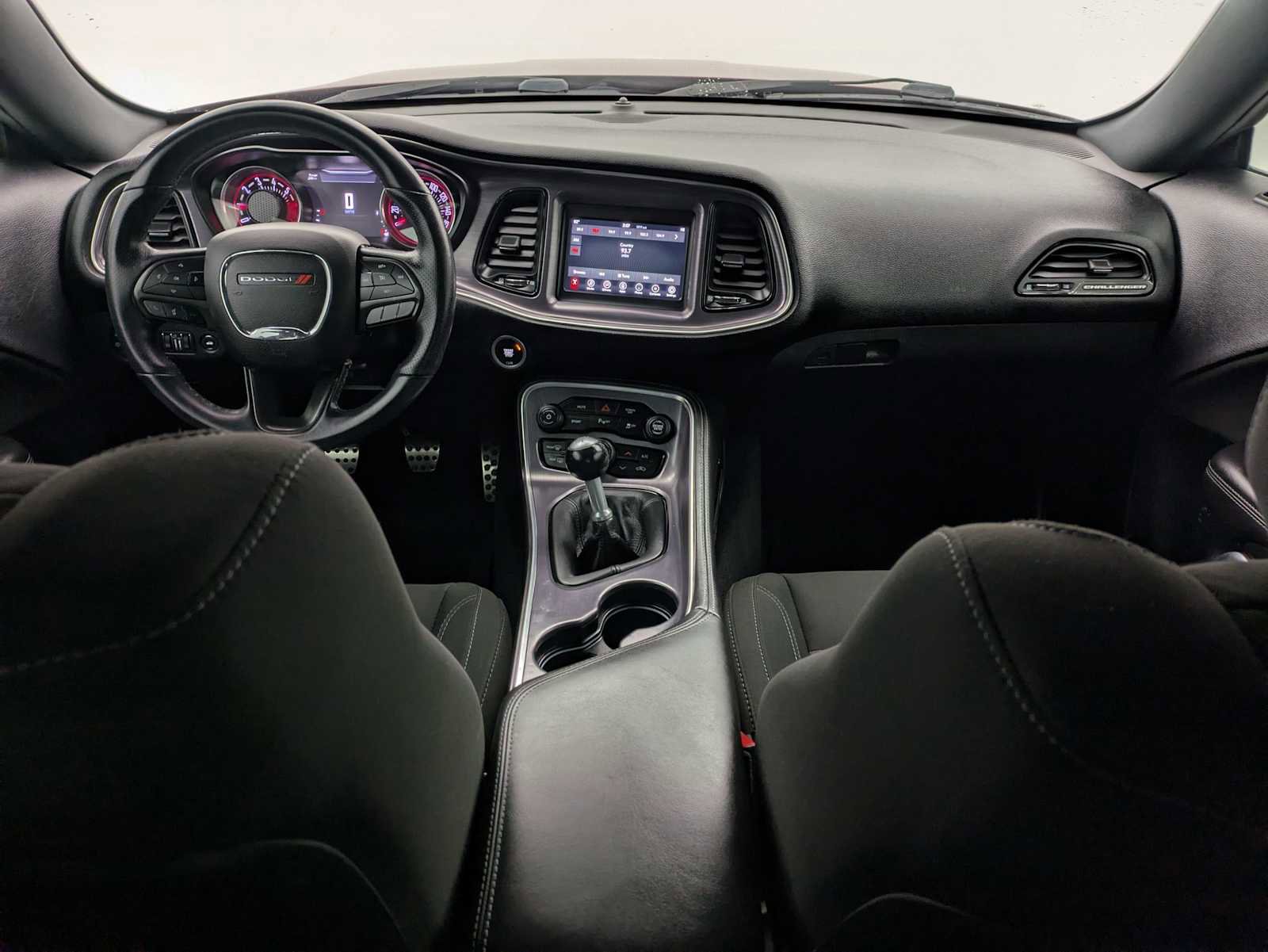 Used 2018 Dodge Challenger R/T image 16