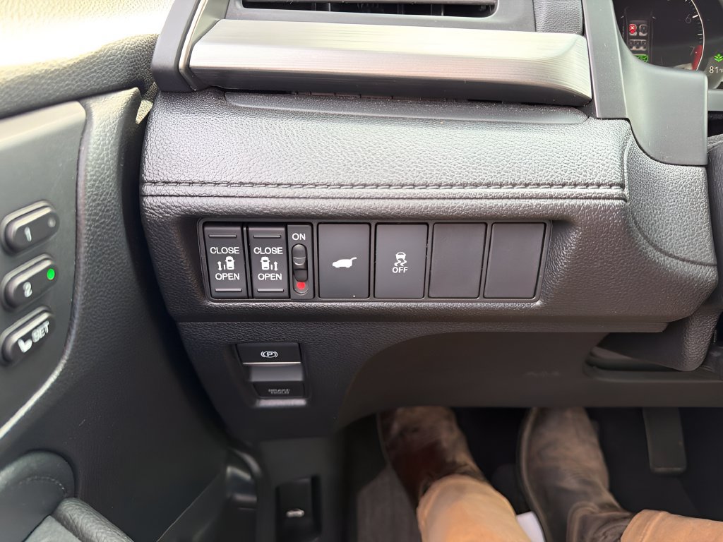 Used 2025 Honda Odyssey EX-L image 18