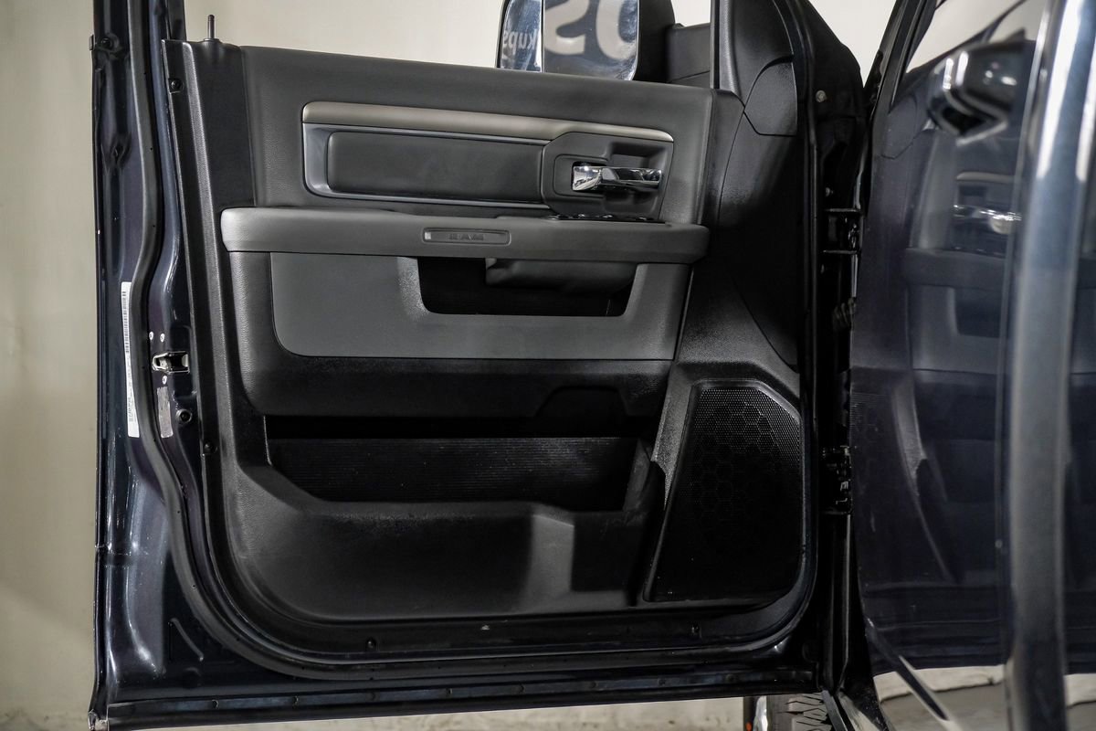 Used 2017 RAM 2500 SLT AWD/4WD image 30