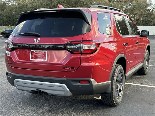 New 2025 Honda Pilot TrailSport image 3