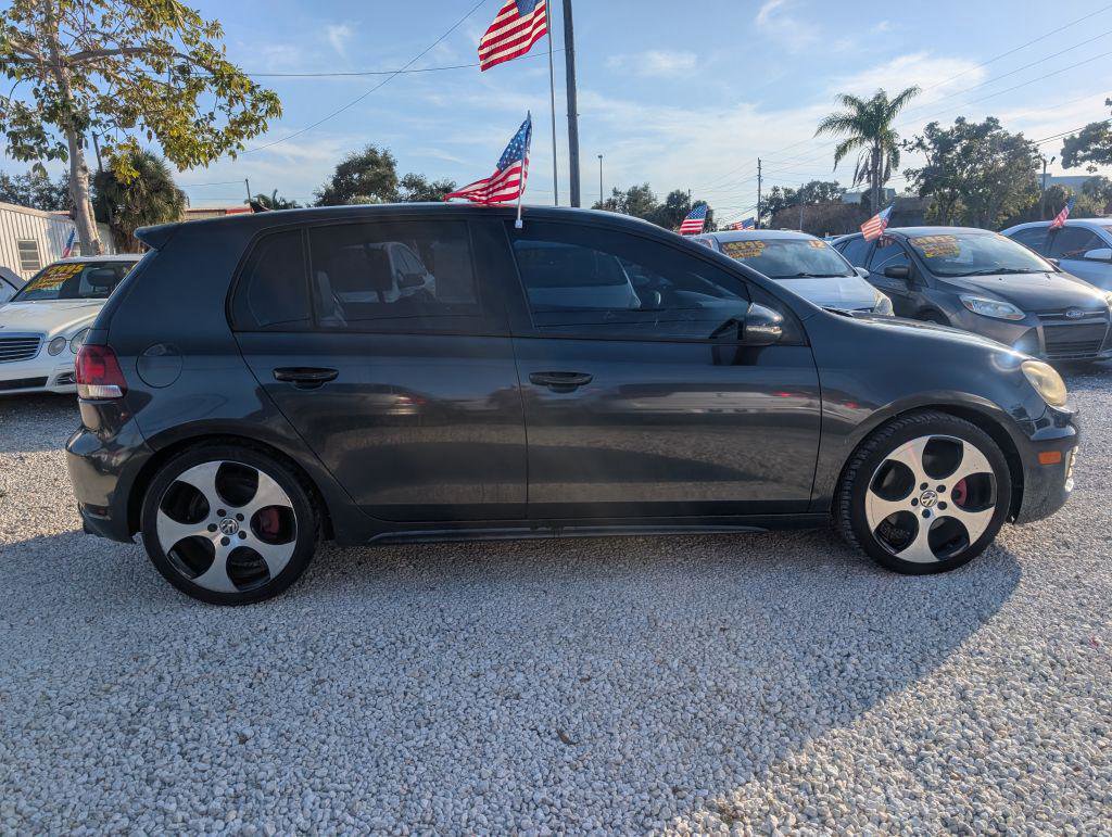 Used 2010 Volkswagen GTI 4-Door image 4