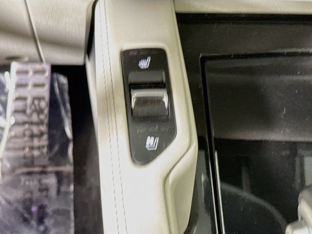 Used 2020 Kia Telluride SX w/ SX Prestige Package AWD/4WD image 13
