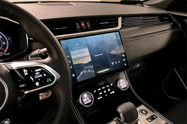 Certified 2025 Jaguar F-PACE R-Dynamic S image 5