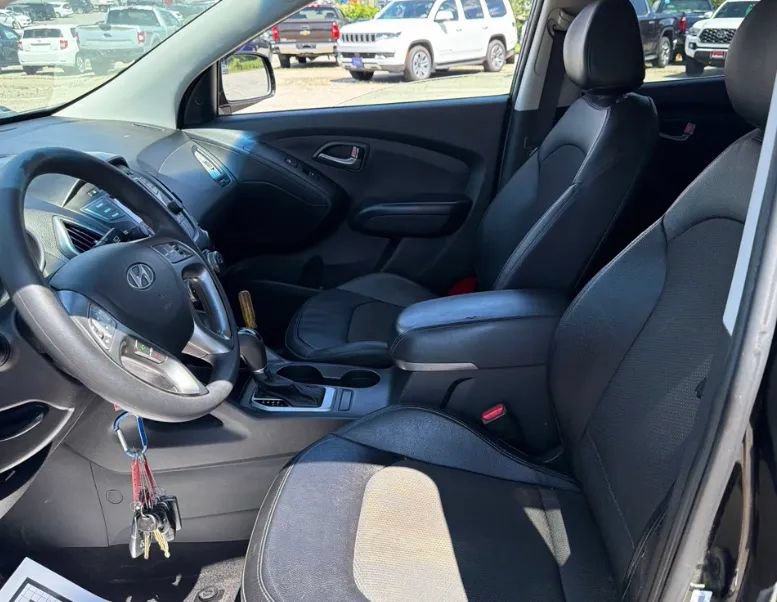 Used 2015 Hyundai Tucson GLS w/ Option Group 02 AWD/4WD image 5