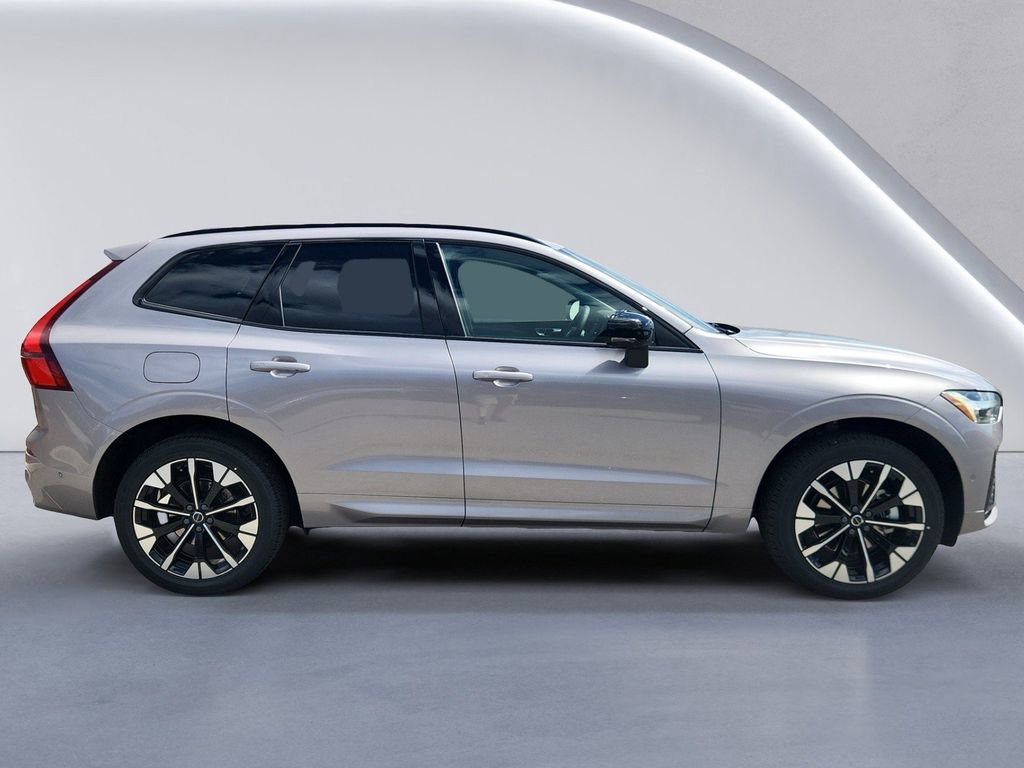 New 2026 Volvo XC60 B5 Plus w/ Protection Package Premier image 3