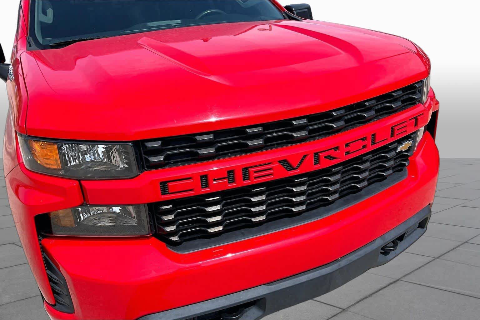 Used 2020 Chevrolet Silverado 1500 Custom w/ Custom Value Package RWD image 30