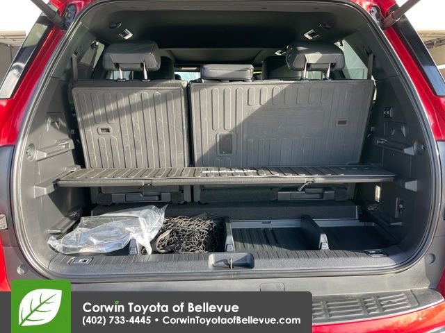 Certified 2024 Toyota Sequoia Platinum AWD/4WD image 30