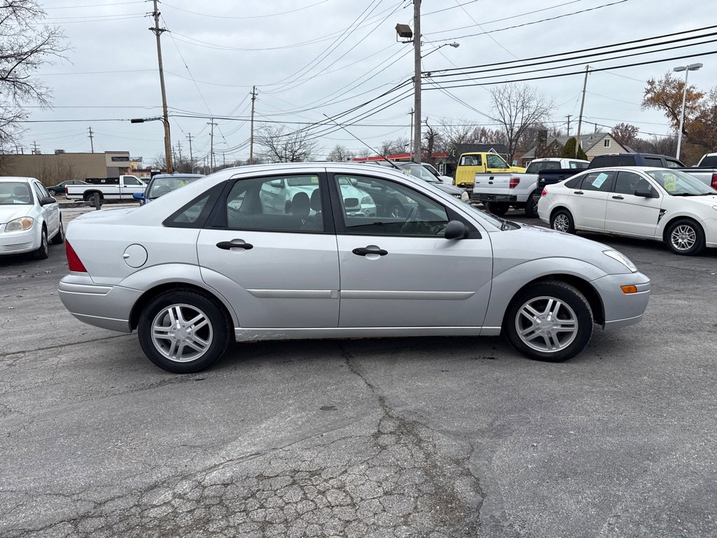 Used 2001 Ford Focus SE image 4