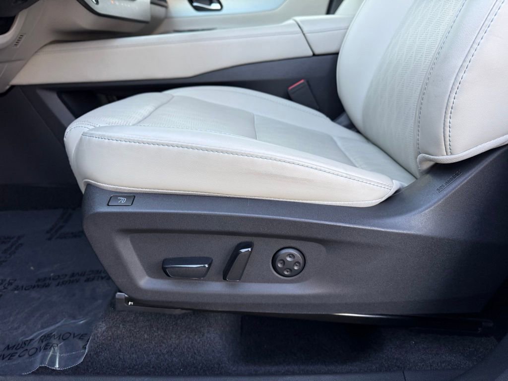 Used 2025 Nissan Murano Platinum image 14