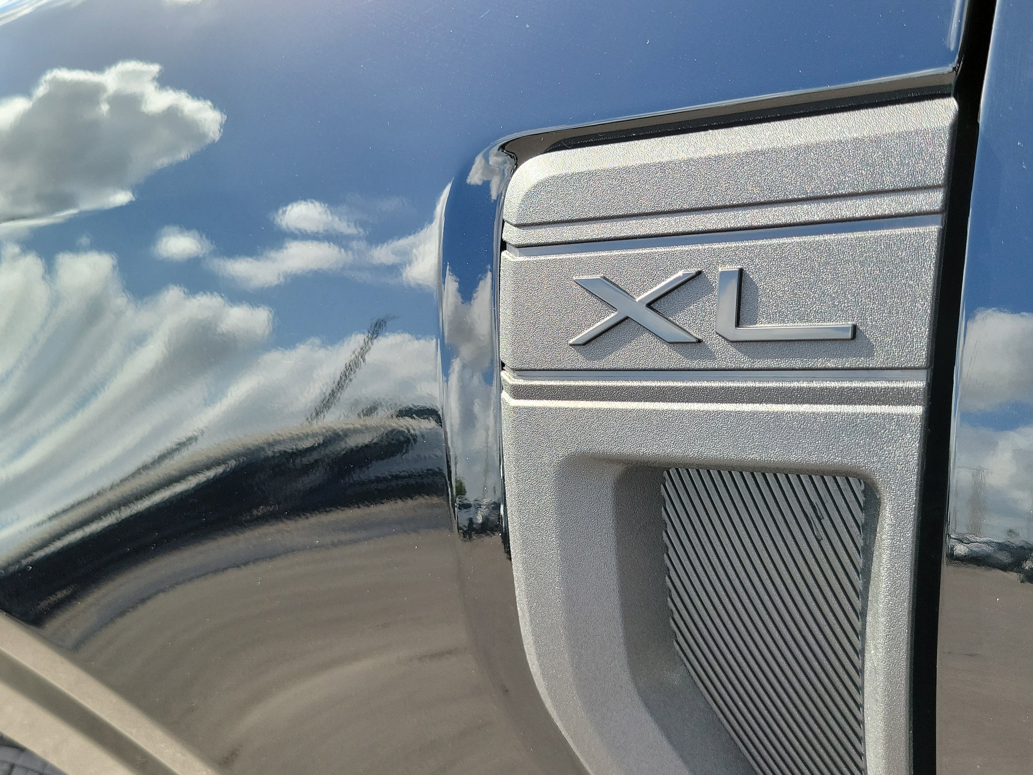New 2026 Ford Maverick XL FWD image 8