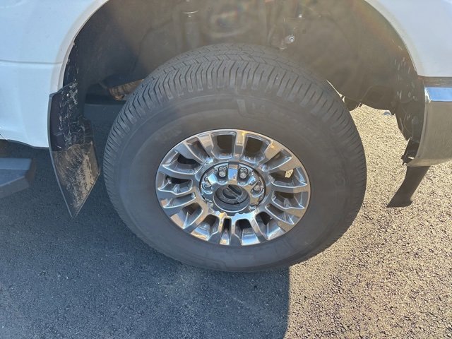 Used 2021 Ford F250 Lariat w/ Chrome Package image 9