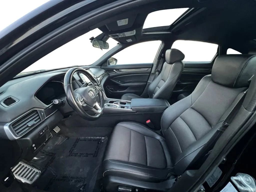 Used 2022 Honda Accord Sport image 9