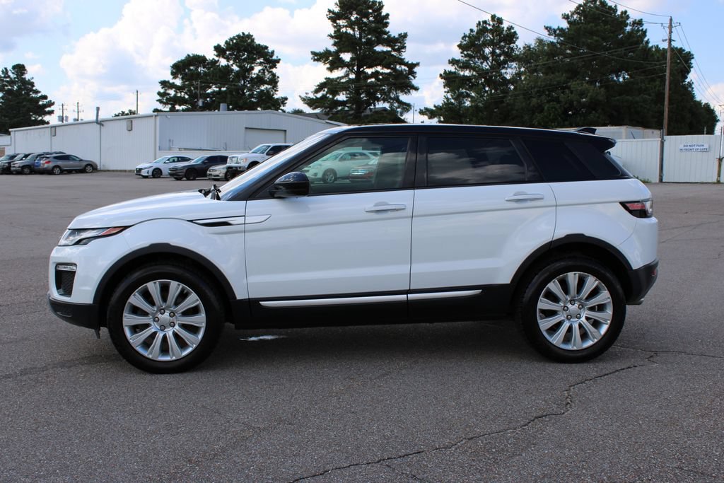 Used 2018 Land Rover Range Rover Evoque HSE AWD/4WD image 3