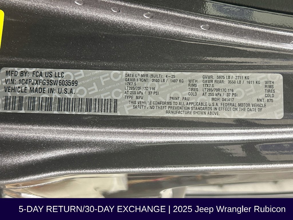 Used 2025 Jeep Wrangler Unlimited Rubicon w/ Safety Group AWD/4WD image 38