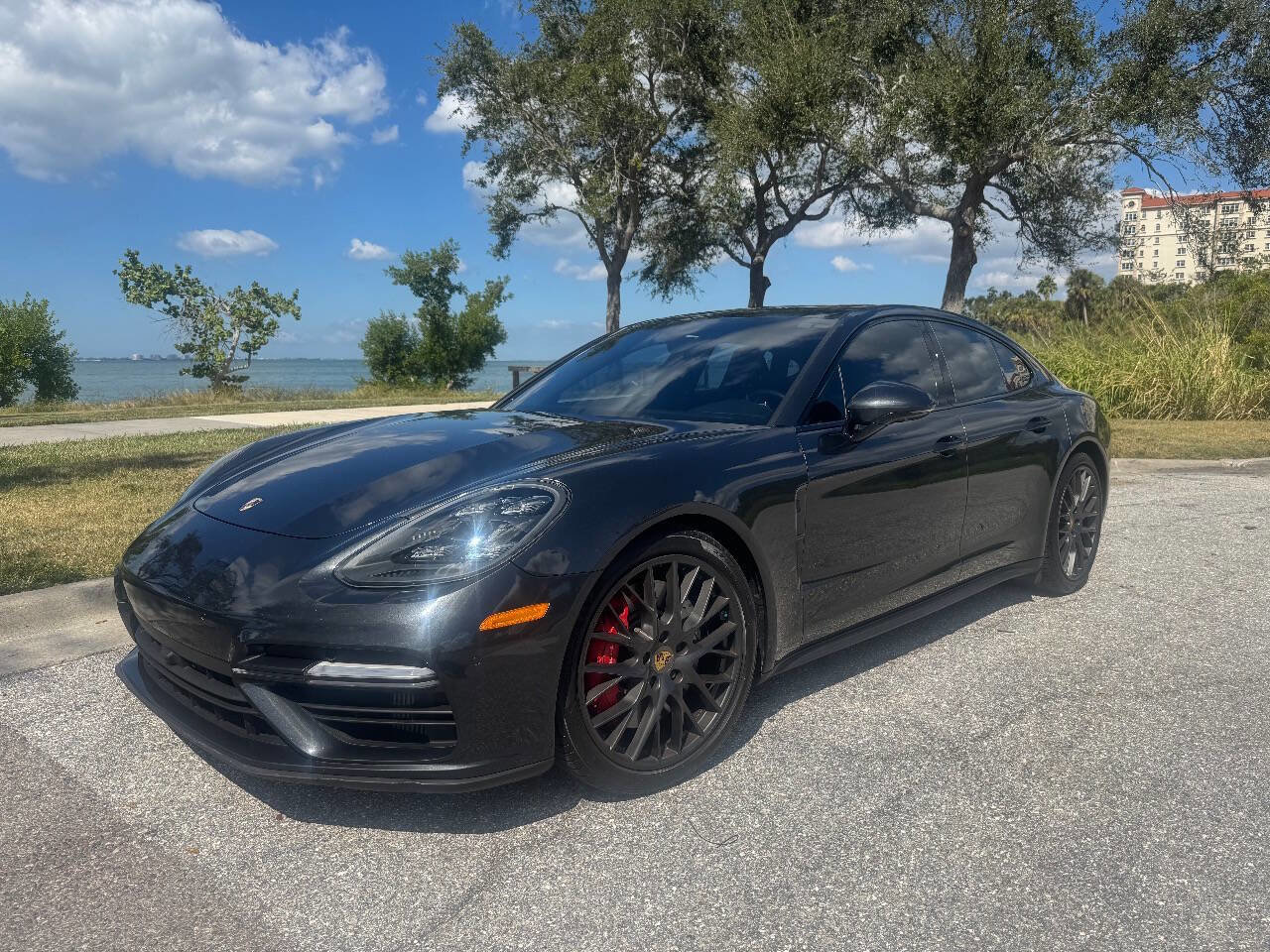 Used 2017 Porsche Panamera Turbo w/ Sport Package image 2