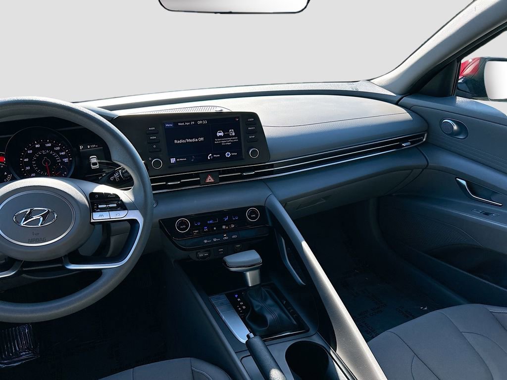 Used 2023 Hyundai Elantra SEL FWD image 21