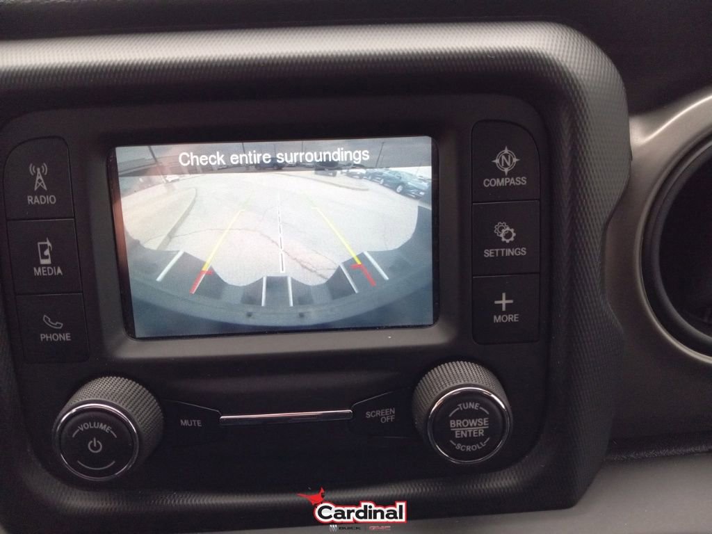 Used 2018 Jeep Wrangler Unlimited Sport image 28