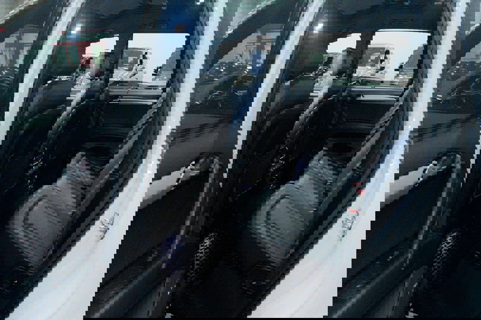 Used 2014 Audi Q7 3.0T S line Prestige w/ Technology Package image 28