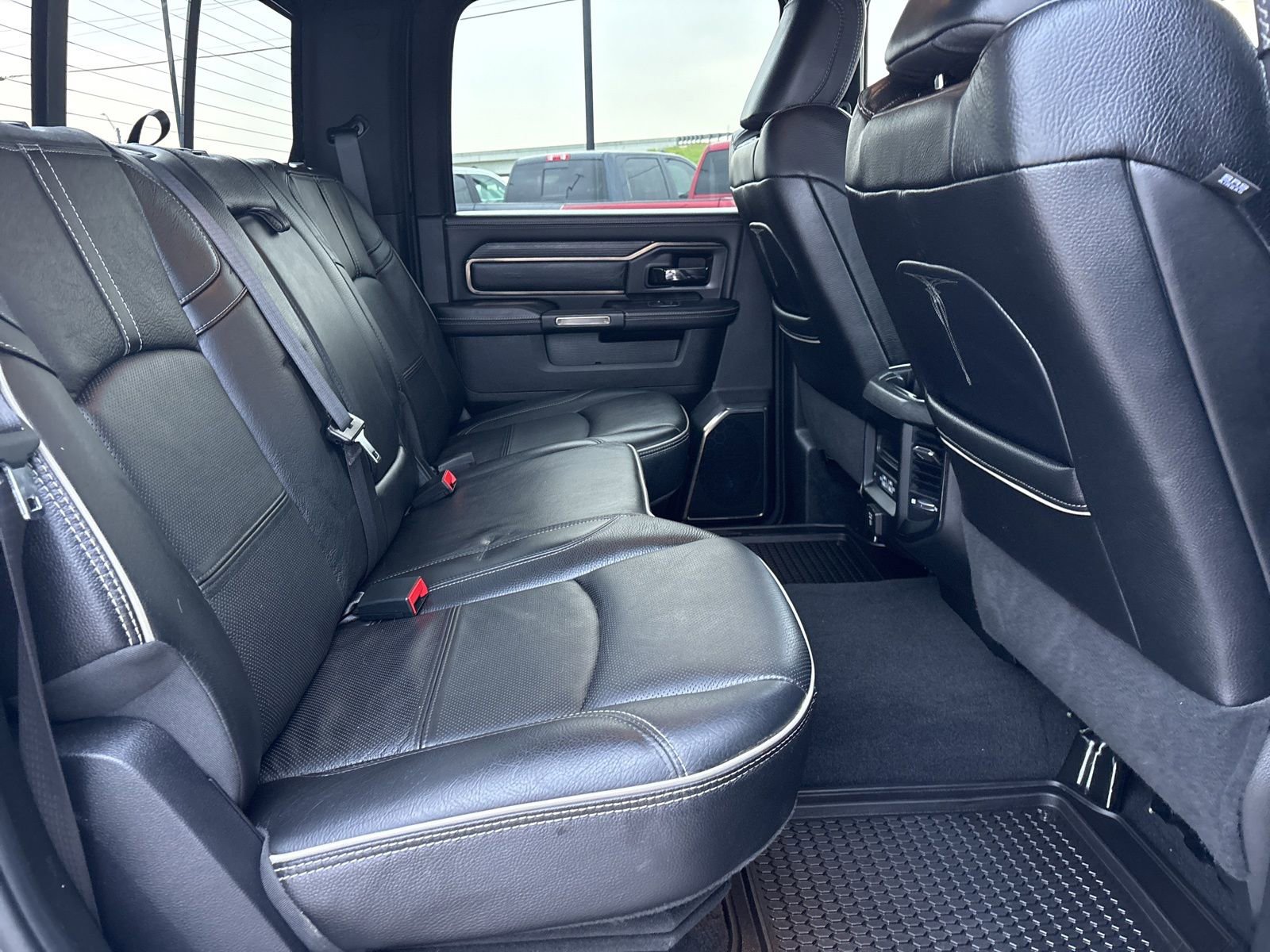 Used 2022 RAM 3500 Limited w/ Night Edition AWD/4WD image 18