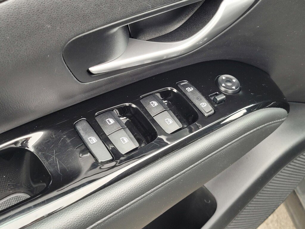 Used 2024 Hyundai Tucson Limited image 18