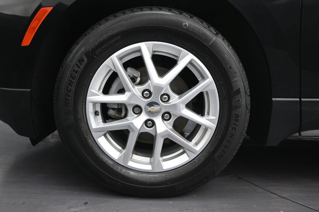 Used 2023 Chevrolet Equinox LT FWD image 10