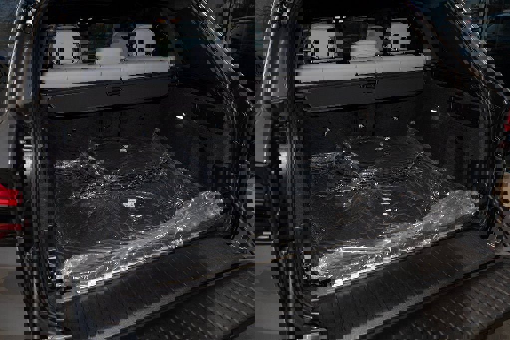 New 2026 BMW X5 xDrive50e w/ Climate Comfort Package image 11