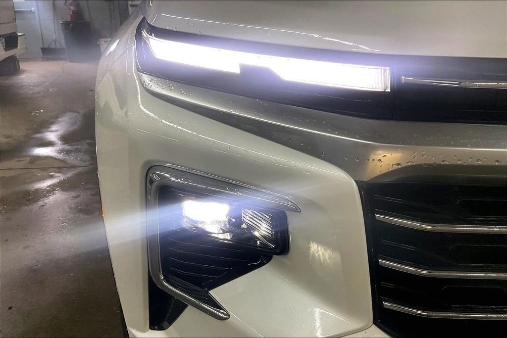 Used 2024 Chevrolet Traverse RS image 33