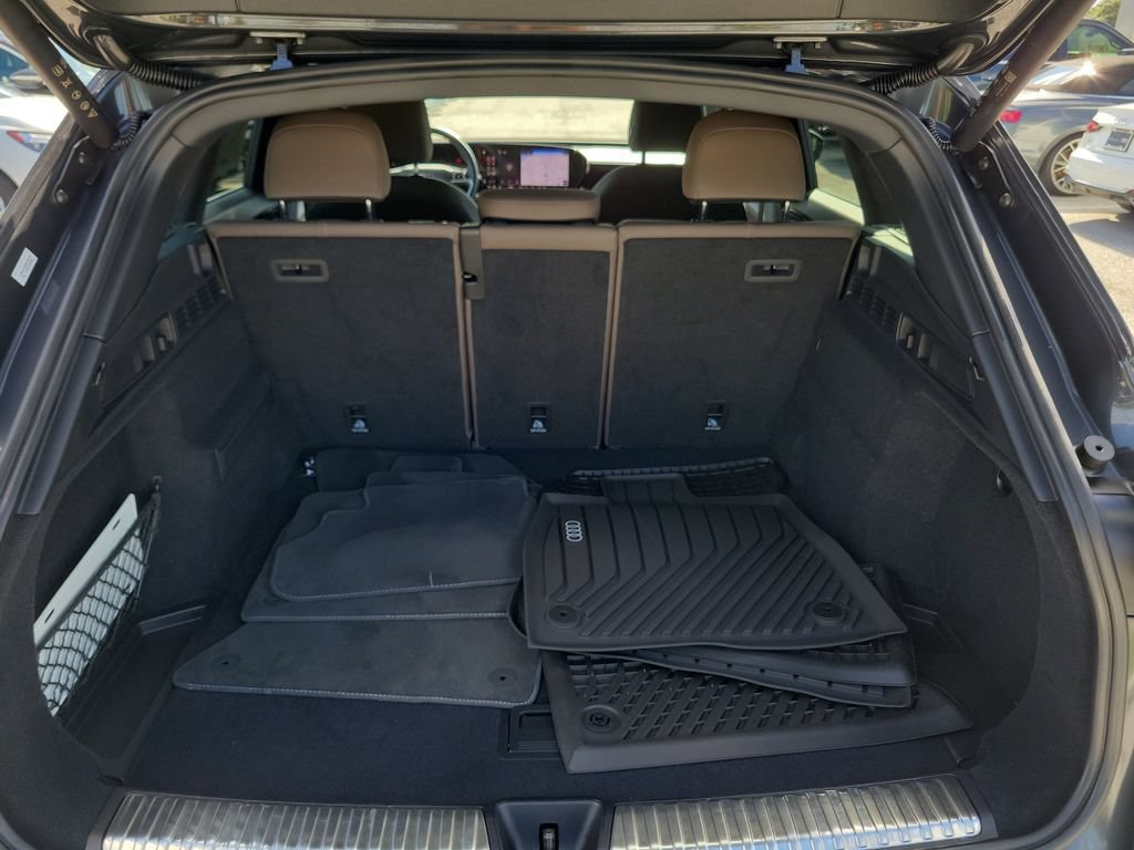 Certified 2025 Audi Q5 Premium w/ Convenience Package AWD/4WD image 30