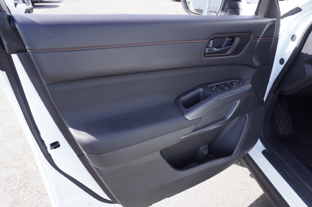 New 2026 Nissan Pathfinder Rock Creek AWD/4WD image 15
