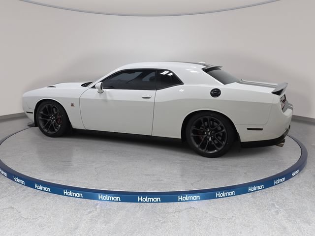 Used 2020 Dodge Challenger R/T Scat Pack RWD image 9