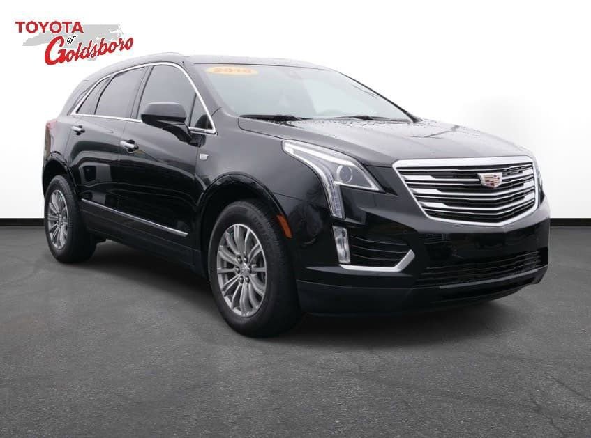 Used 2018 Cadillac XT5 Luxury w/ Driver Awareness Package image 3