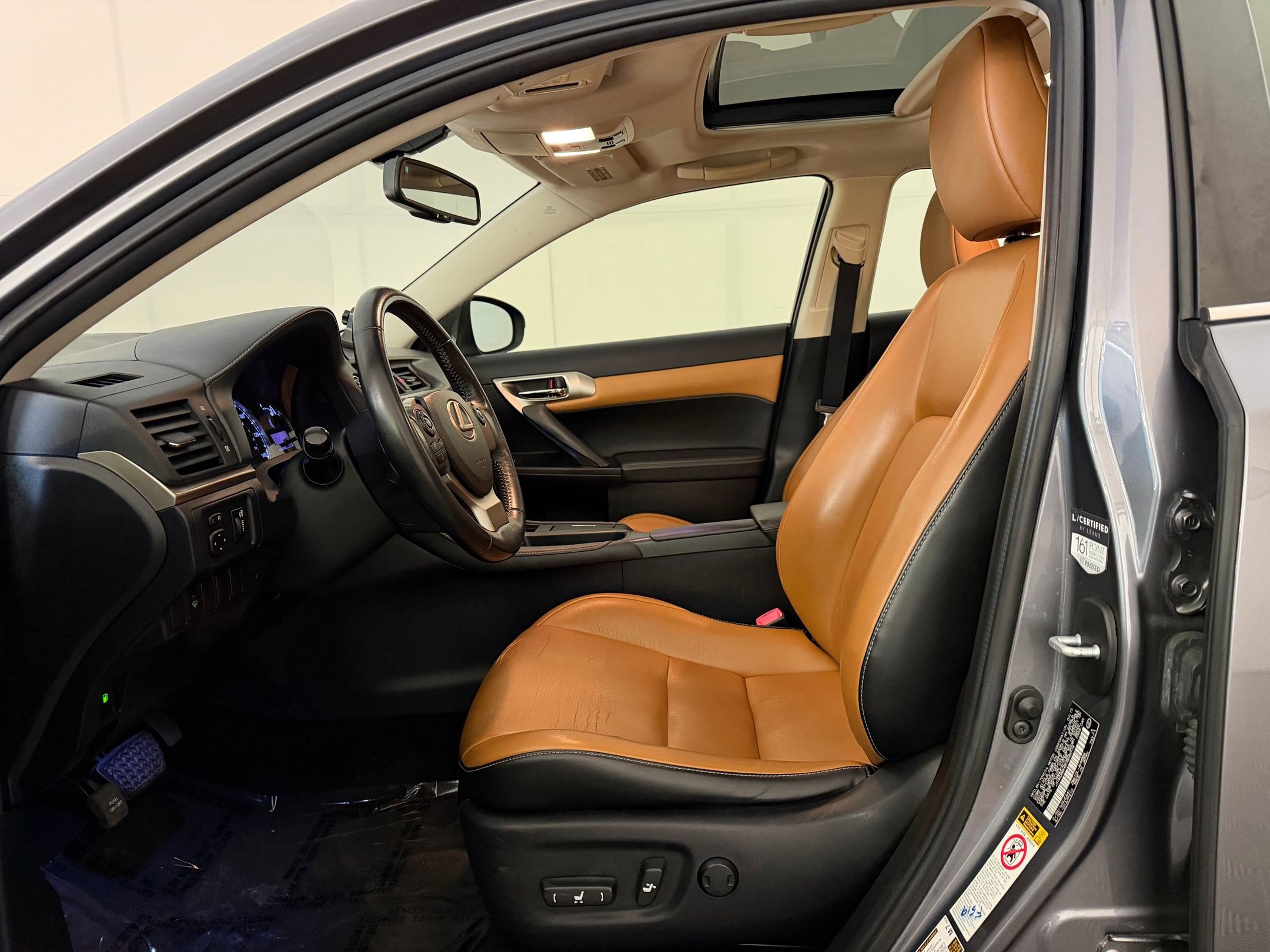 Used 2015 Lexus CT 200h FWD image 5