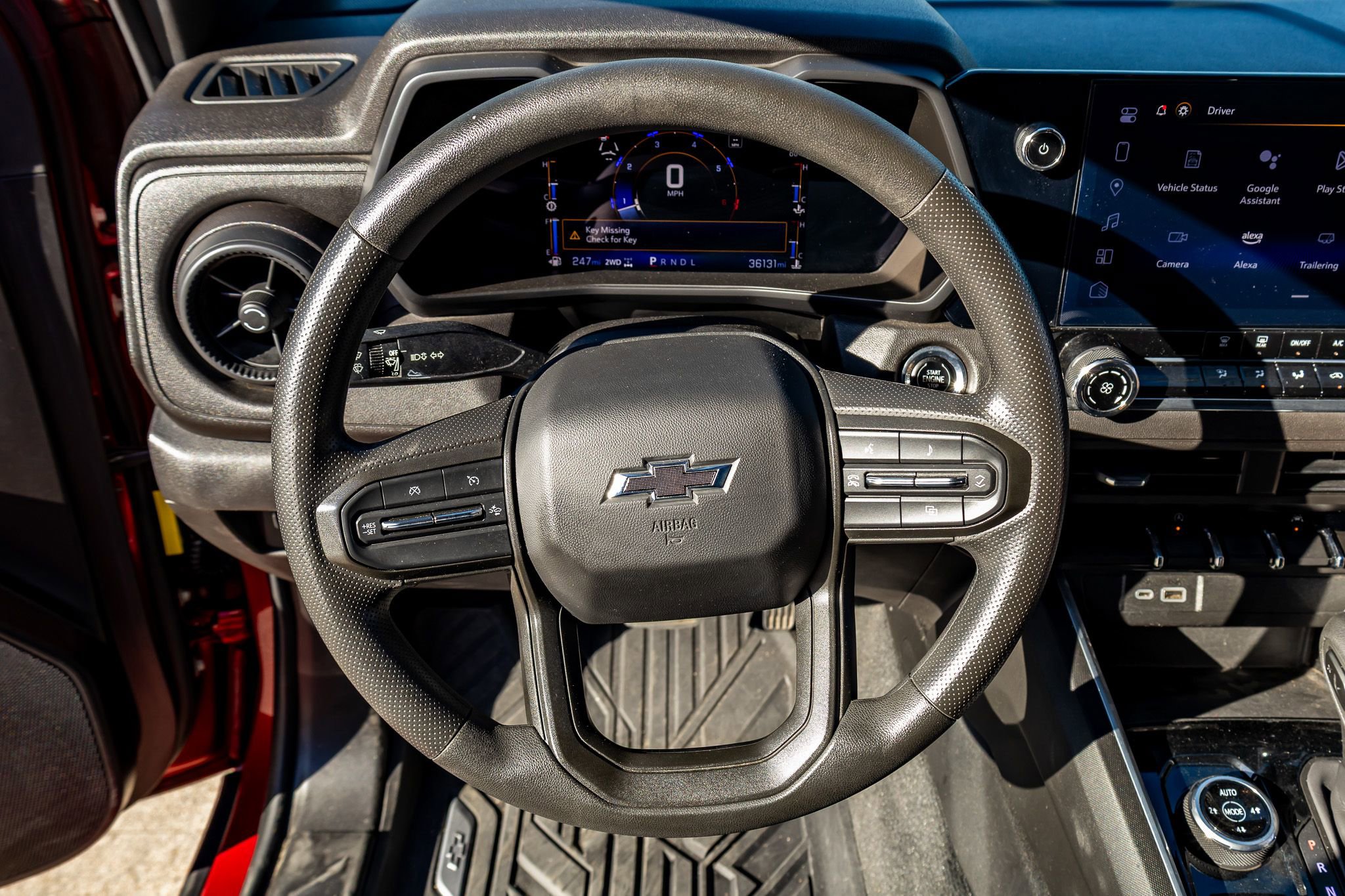 Used 2023 Chevrolet Colorado Trail Boss w/ Technology Package AWD/4WD image 17