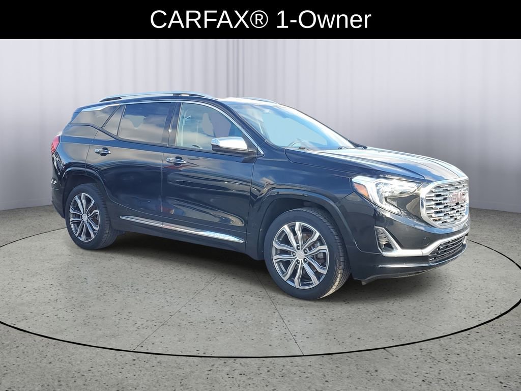 Used 2018 GMC Terrain Denali image 2