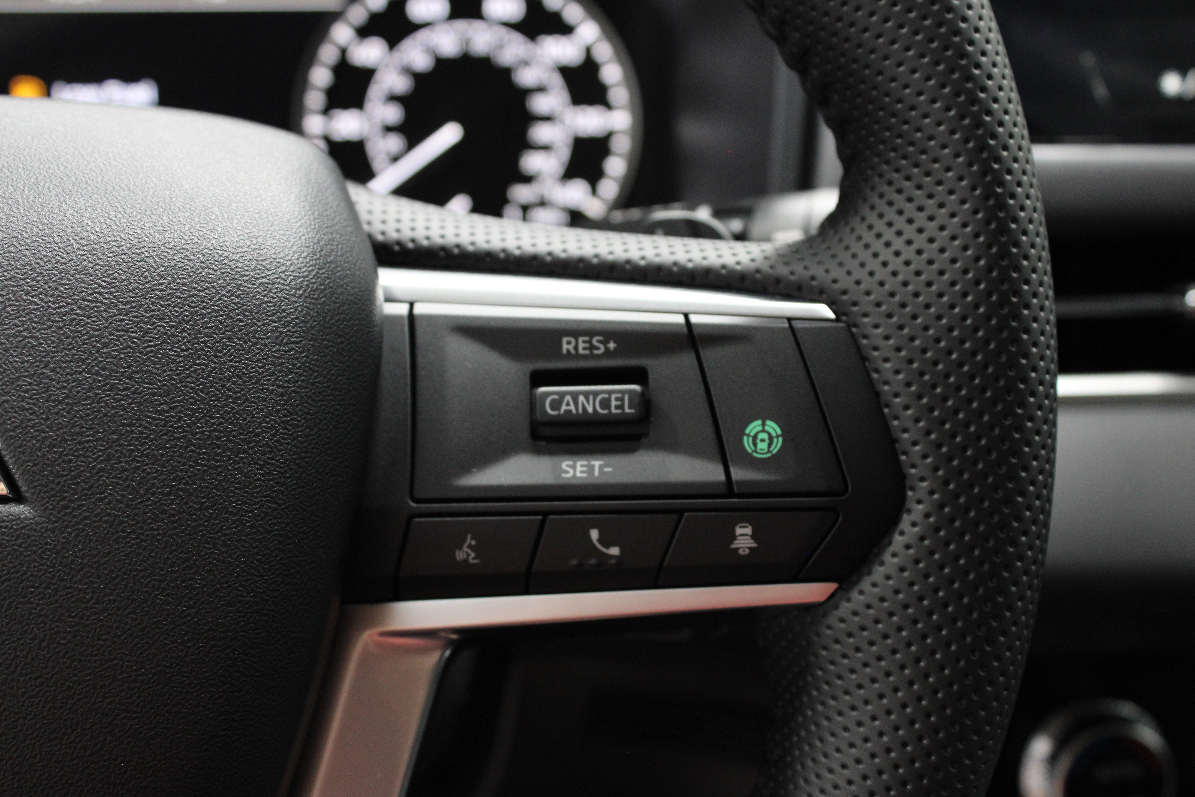 New 2025 Mitsubishi Outlander SE image 21