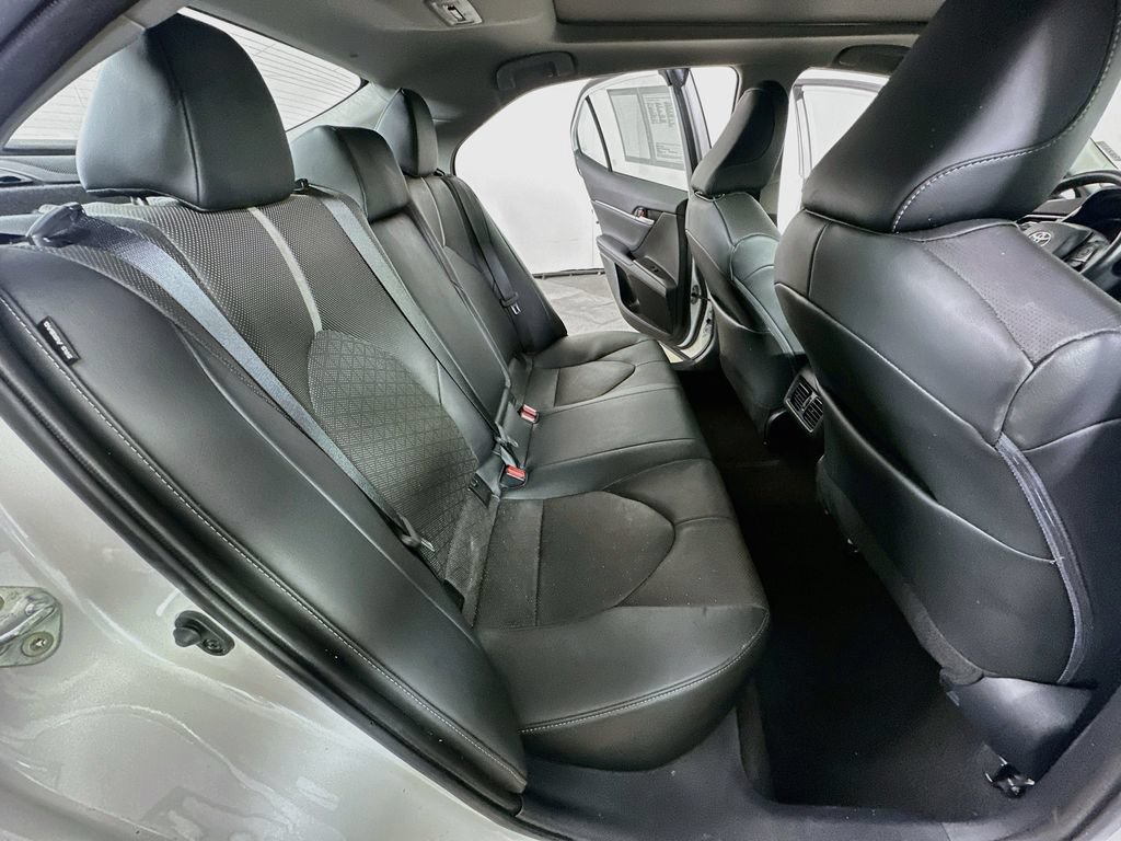 Used 2023 Toyota Camry XSE w/ Navigation Package FWD image 9